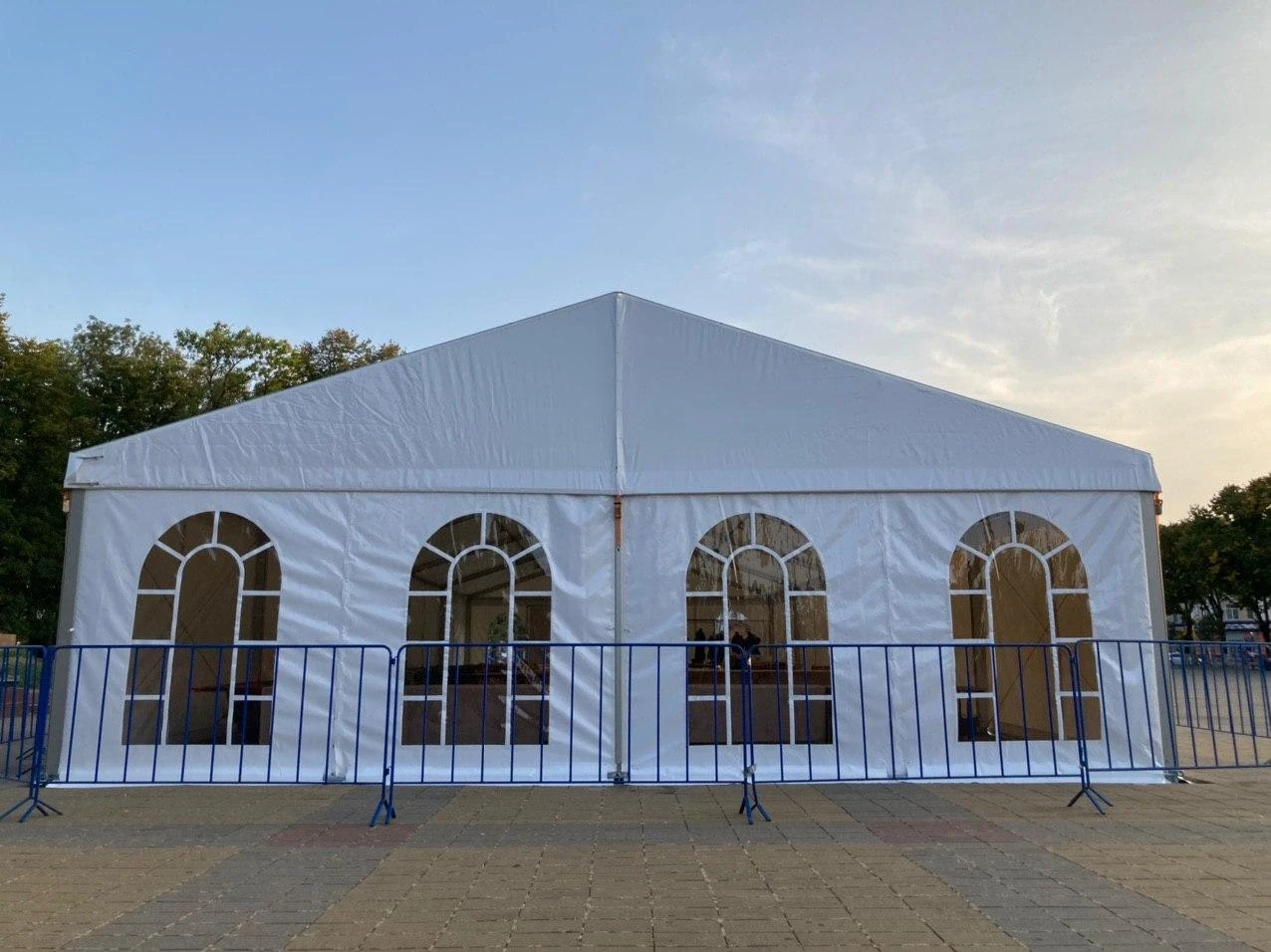 Шатер двухскатный 10х30 метров