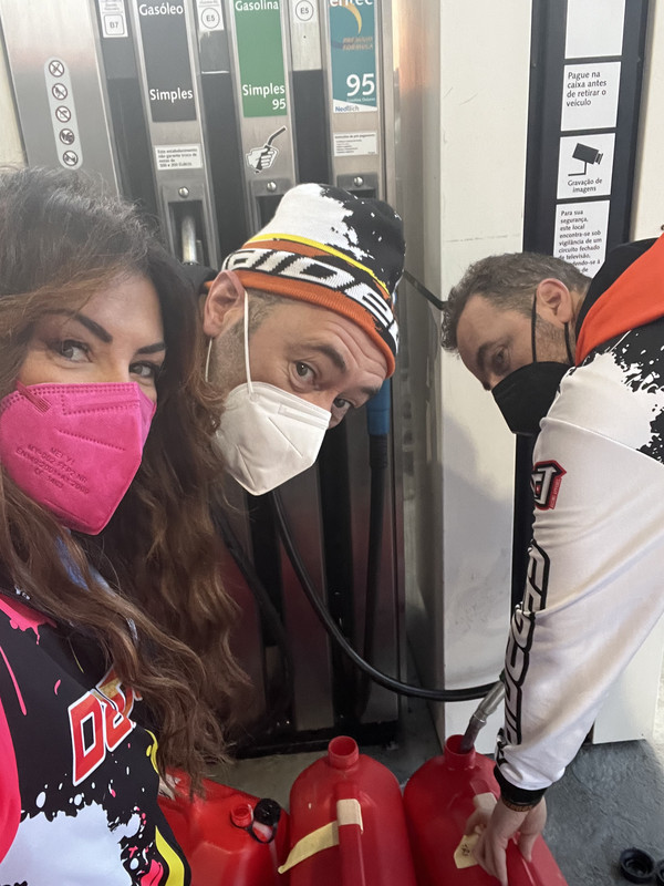 CF782C9C-B5E7-4AB2-8E80-40198CEE5EF0