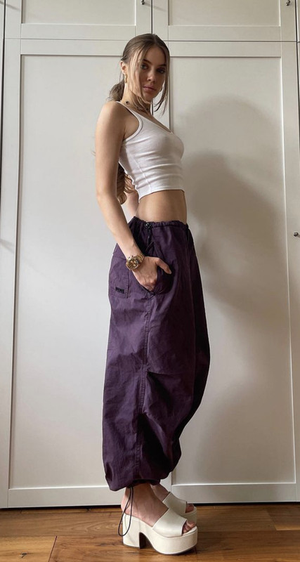 A8CAA498-C8D7-4832-B284-54EF96F44887