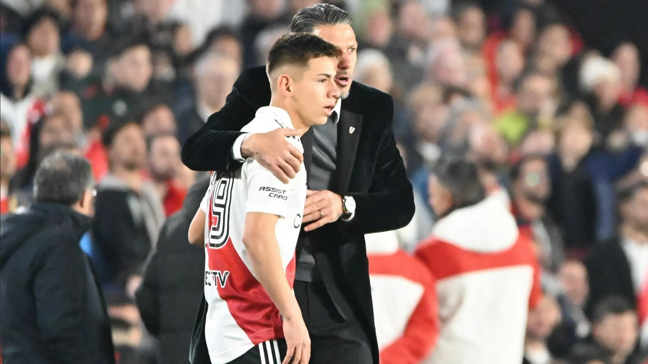 Manchester City cerca de fichar al ‘Diablito’ Echeverri de River Plate