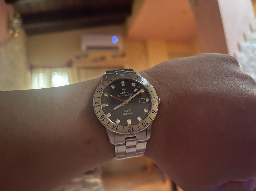 D64D96B1-2E8C-41C5-AC60-2D8C80C22C71