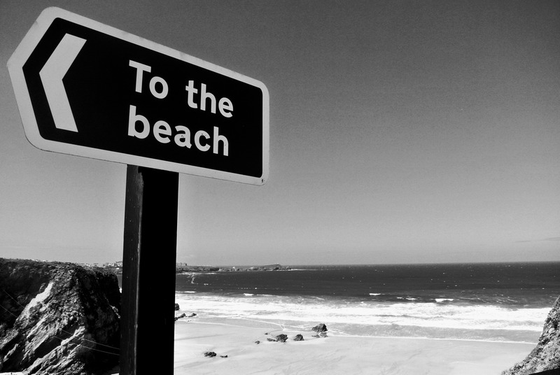 blacknwhite-to-the-beach.jpg
