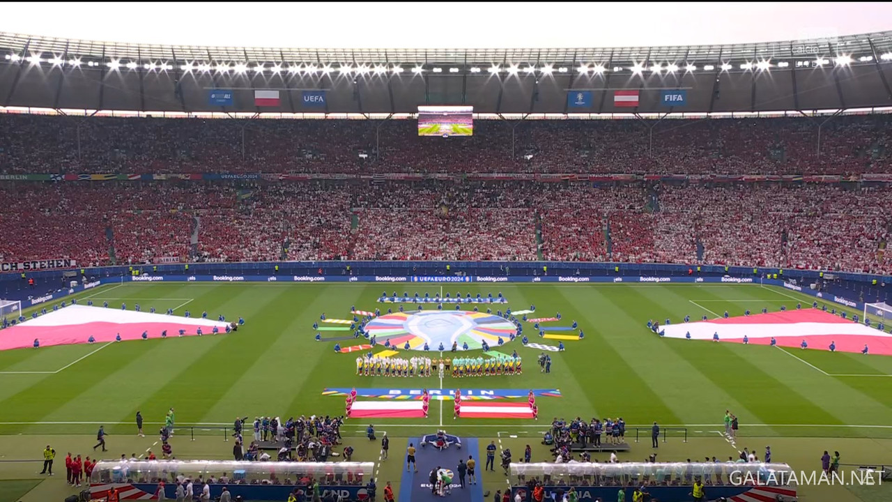 [Image: 06-21-17-30-01-Sky-Sport-Calcio-FHD-Pola...07-383.jpg]