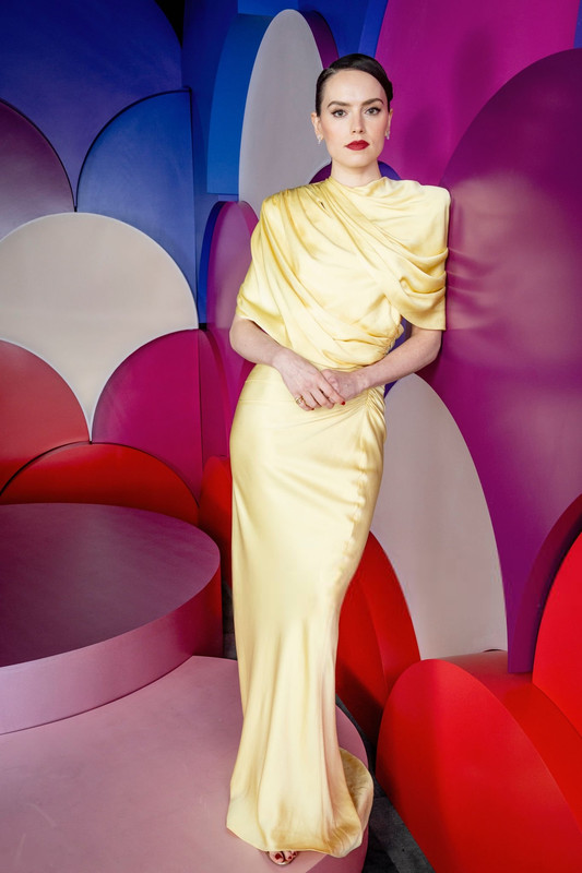 Daisy Ridley 004