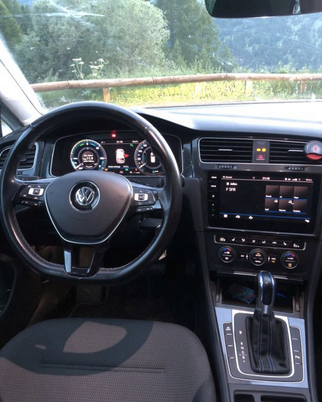 2A452531-1821-4020-A4A4-75578DD07822