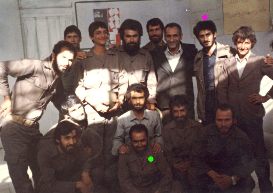 شهید-سید-حسن-میررضوی-و-شهید-آینه-دار-نشسته-1