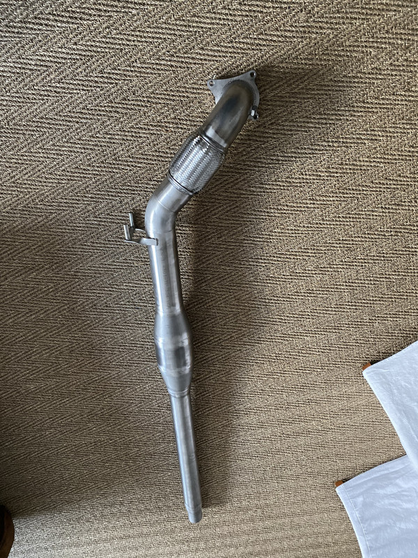 2C884C97-B8DA-4D37-A3A4-99CE8B3DB1EF