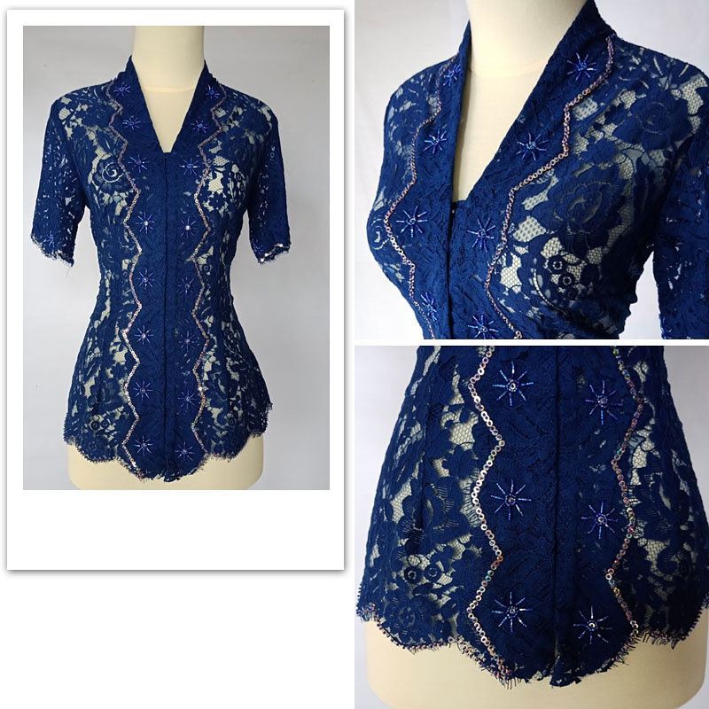 Kebaya seragam keluarga modern