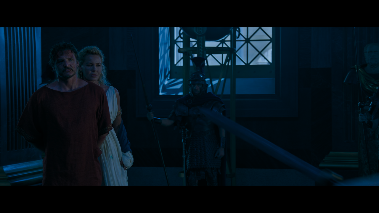 Gladiator-II-2024-WEB-DL-2160p-HDR-DV-P8-2x-Ukr-Eng-Hurtom-mkv-snapshot-01-29-27-2025-01-13-15-18-17