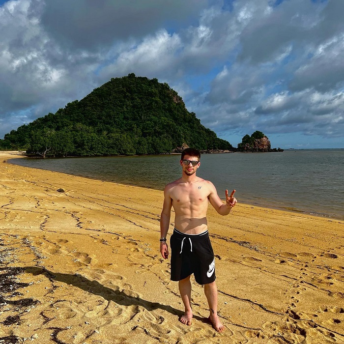 Alessandro Zaccone saat liburan di Indonesia.