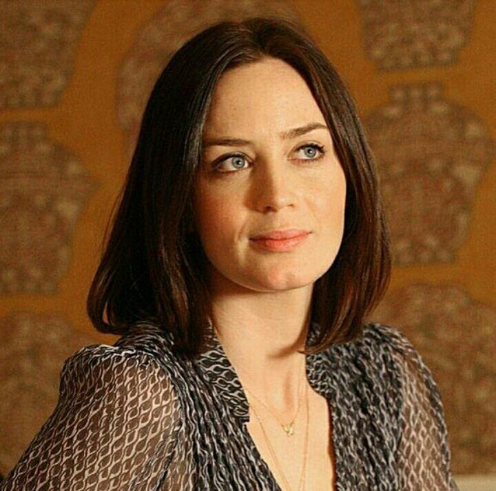 Emily Blunt, la perfecta pija inglesa - Página 2 1z