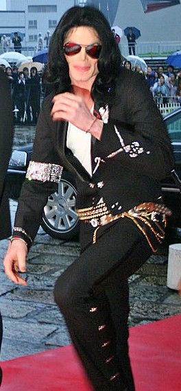 f98c8aadfdec032ae1294a61ce92ad2a-music-awards.jpg
