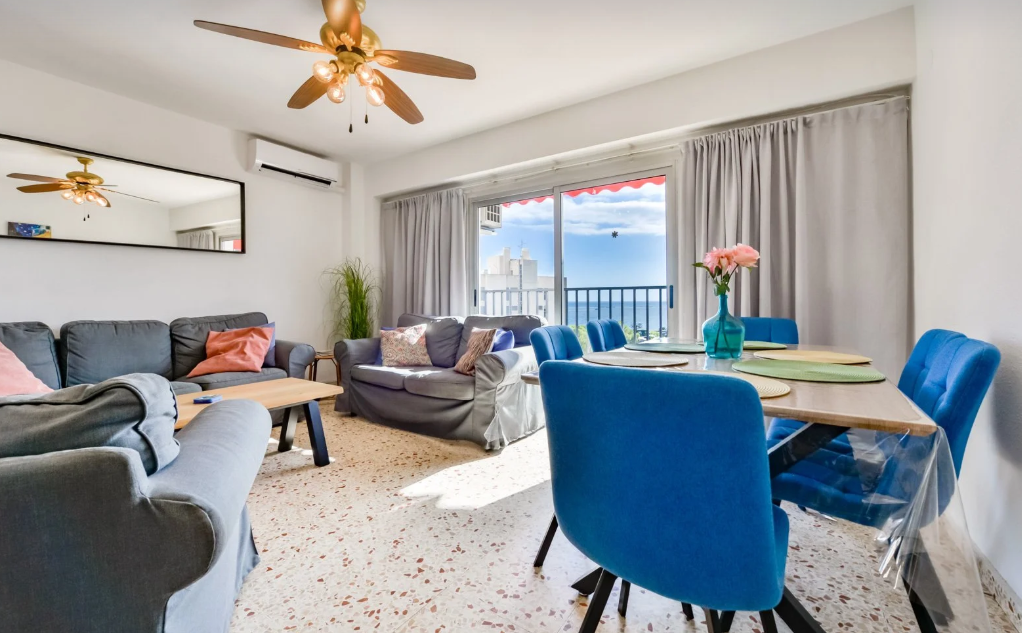 Moderne keuken volledig uitgerust