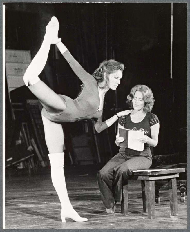 Julie_Newmar_mc21