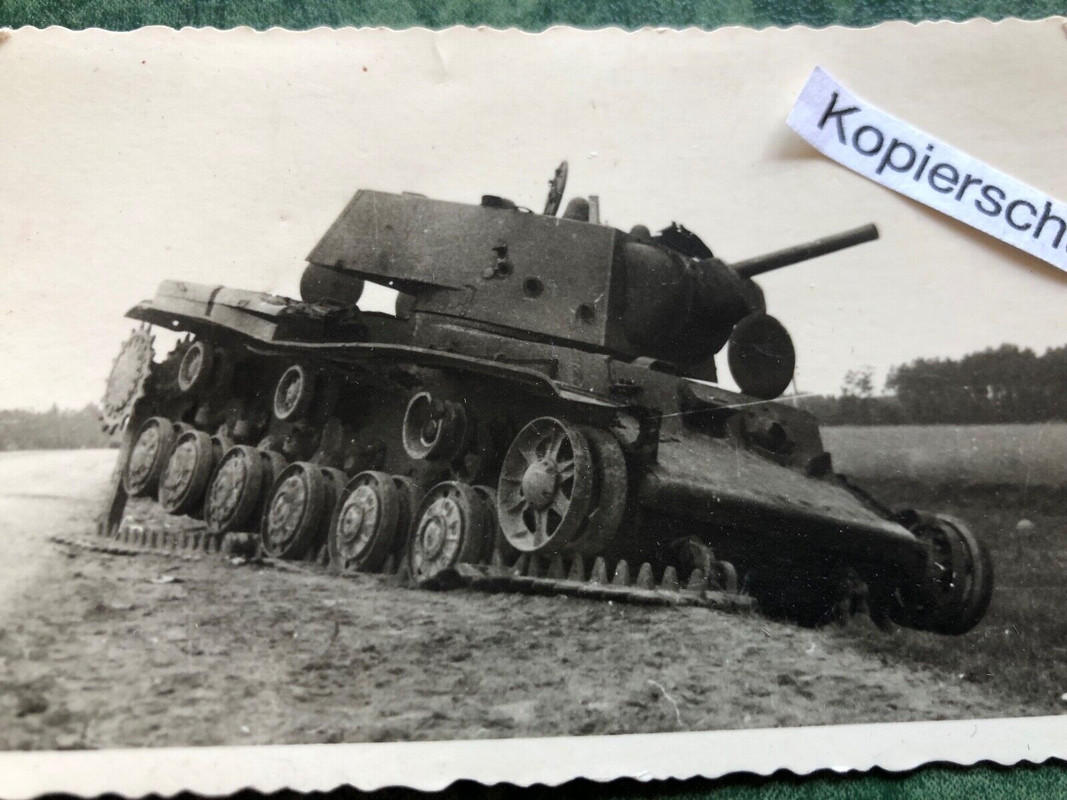Altes Foto-Zerstörter Panzer-Tank-WW2