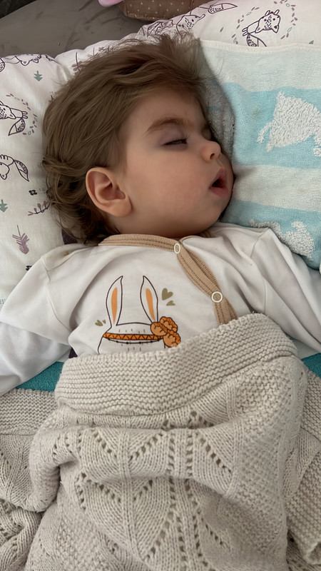 A480F76B-F1A2-47E6-BAAB-31D017C211EF