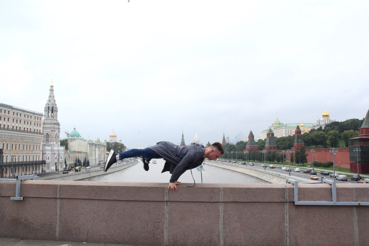 8E7B693D-CC50-4260-8ED4-F22365CC9838