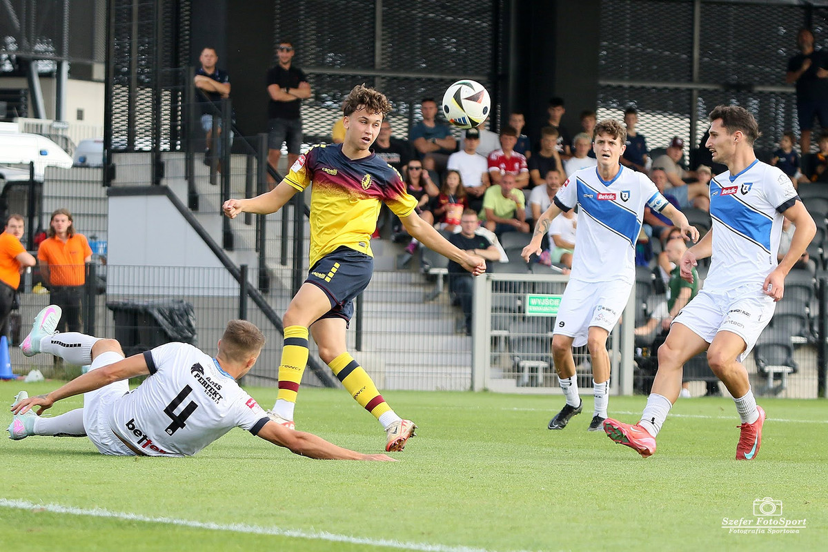 09-Pogon2-Zawisza-2025-08-27