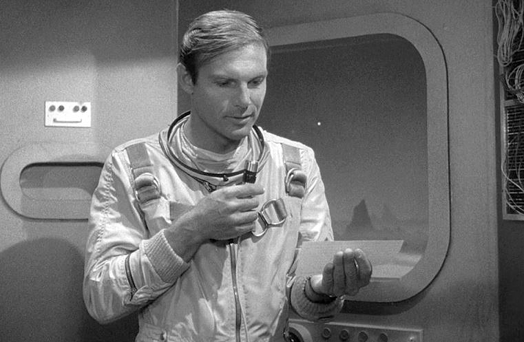 ADAM-WEST-OUTER-LIMITS-1-A-FOTOR.jpg