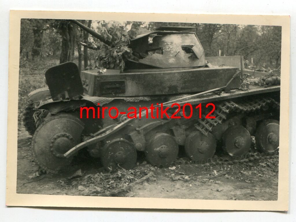 Foto, Wehrmacht, zerstörter polnischer Panzer, B