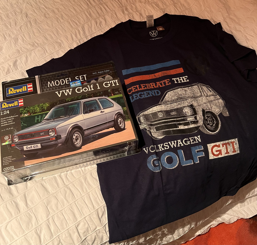 FEBE711F-D298-47C3-A4AC-78351973B319