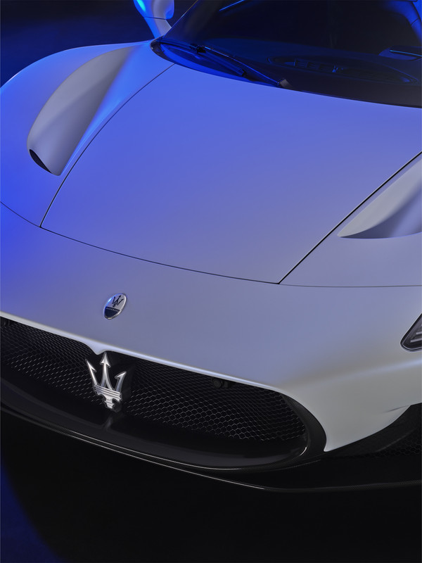 13_Maserati_MC20