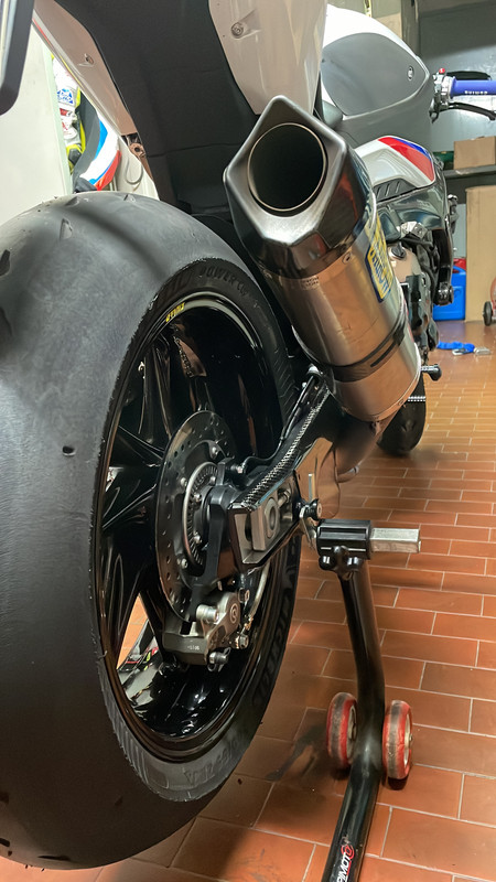 B8E7CD58-1E2A-426E-8A7C-B1C122B985DC