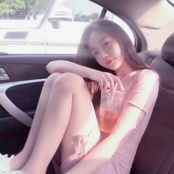美美女免费直播;vlog