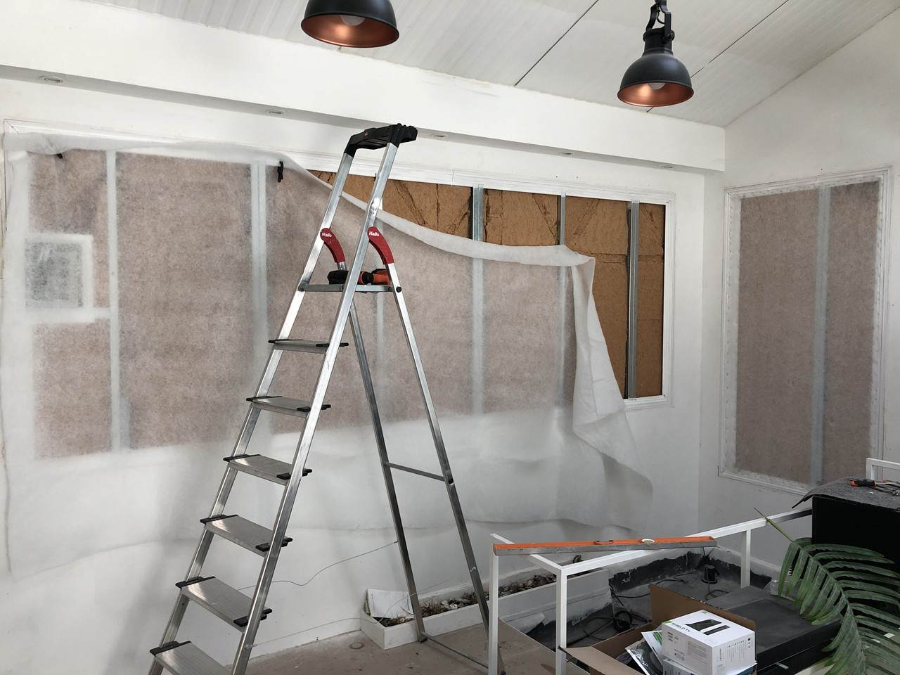 [Image: GBAS2698.jpg]