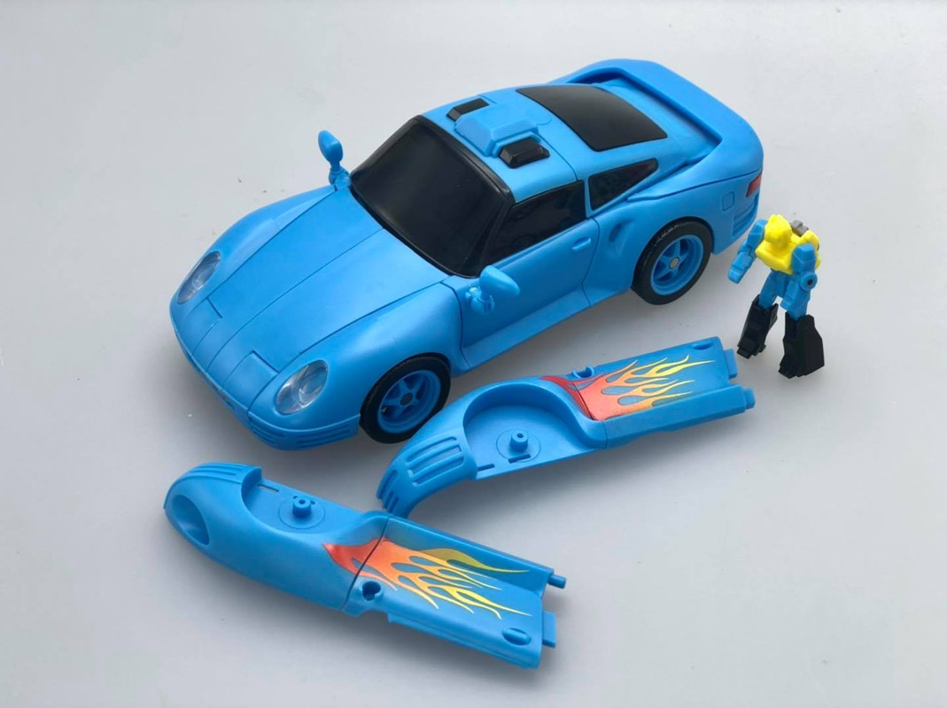 MB-12A-NITEWALKER-11