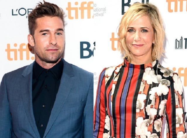 Scott Speedman mit cooler, schöner, niedlicher, Freundin  