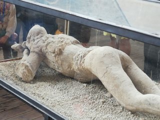 Diario de a bordo: MCS Bellísima, una experiencia maravillosa - Blogs de Mediterráneo - PISA, NÁPOLES-POMPEYA Y REGRESO A VALENCIA (19)