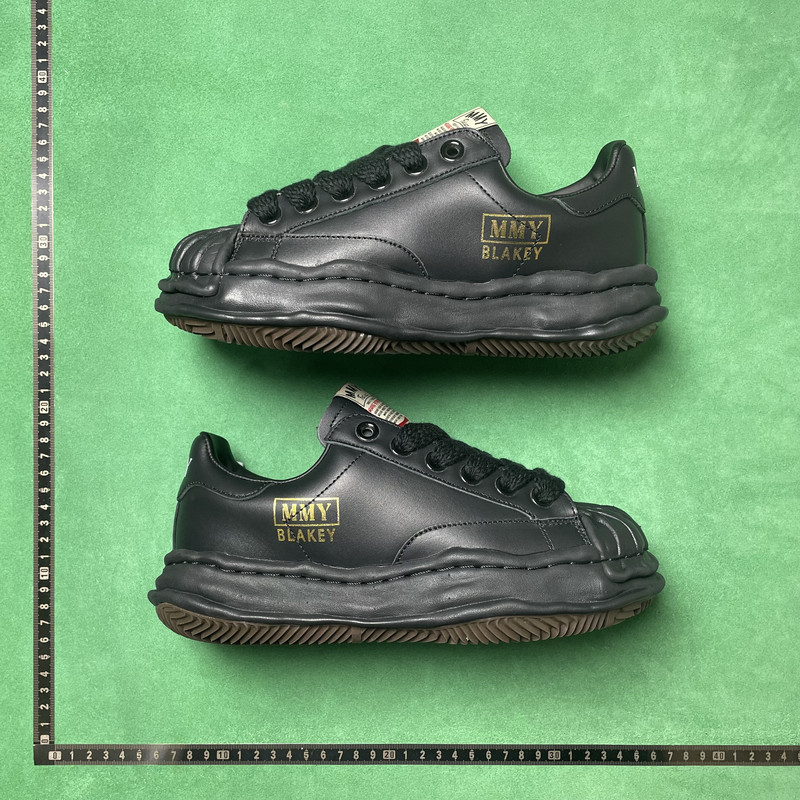 588、Brooks Cascadia 17