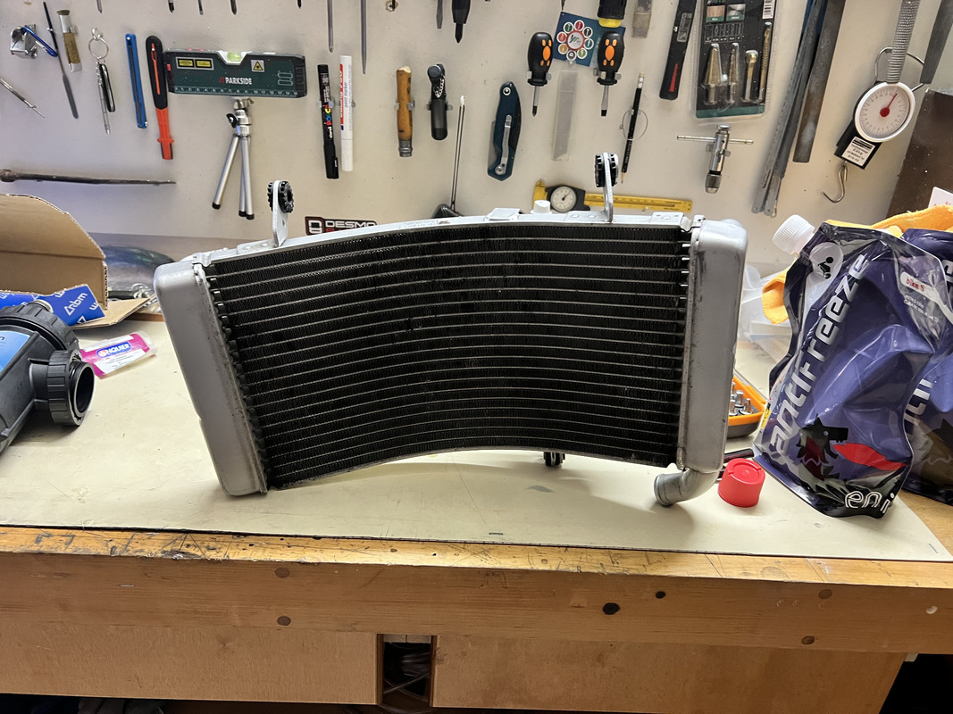 F6BBA94B-DCE8-4B54-999D-BC561F133798