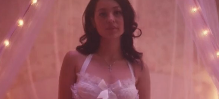 Hot Girl Sitting On Bed Showing Naked Big Boobs