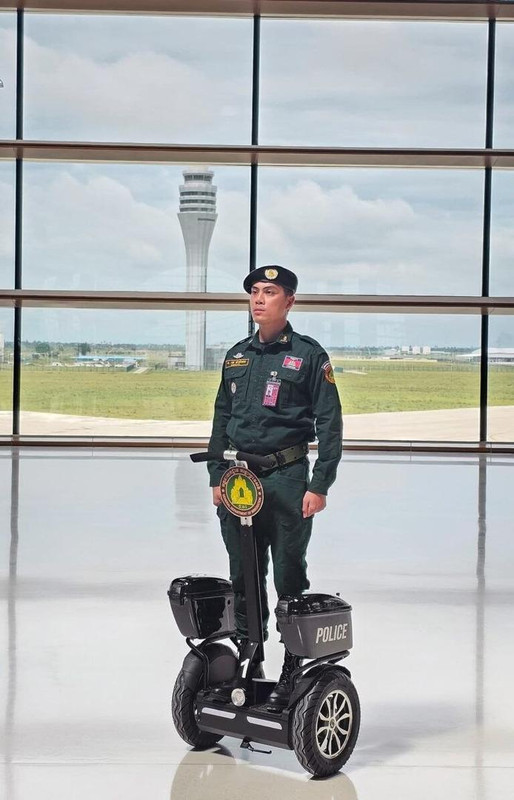 airport officer accused letting blacklisted foreigners enter cambodia news 2026 2345556