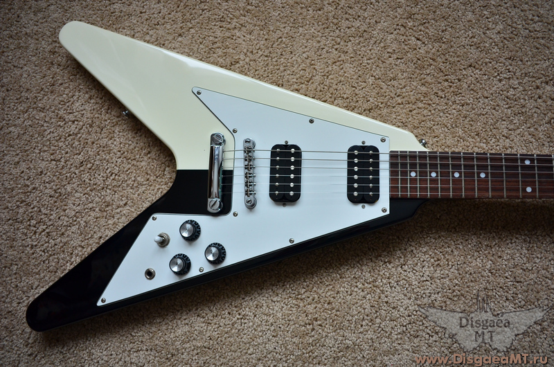 Epiphone_Flying_V_Black_and_White_exch_002