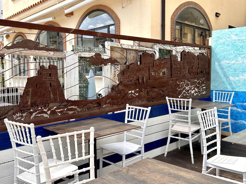 Жаркий сентябрь на побережье Тирренского моря. Жаркий сентябрь на побережье Тирренского моря.