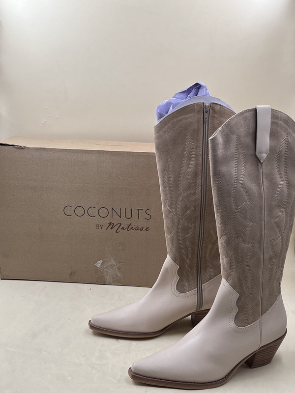 COCONUTS BY MATISSE TELLURIDE NATURAL IVORY WESTERN COWBOY BOOT 10M