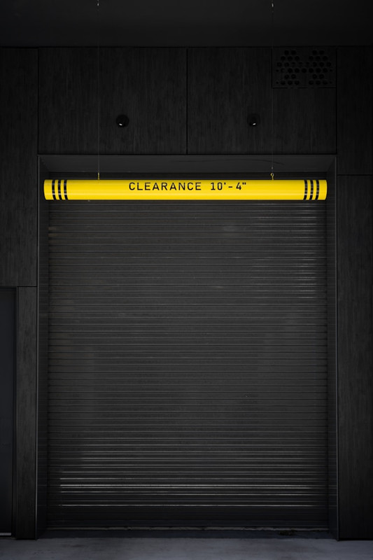 garagedoor.jpg