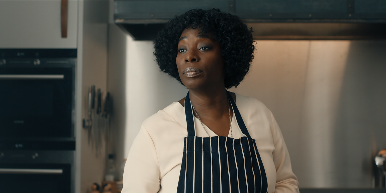 A.Discovery.of.Witches.S02E04.Episode.4.1080p.10bit.BluRay.AAC5.1.HEVC-Vyndros.mkv_snapshot_10.16_[2