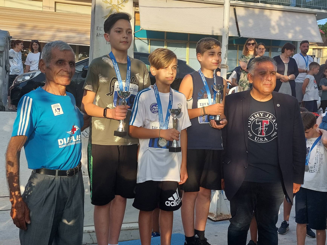 , &Sigma;&pi;&epsilon;&rho;&chi;&omicron;&gamma;&epsilon;ί&alpha; – &Omicron; &alpha;&gamma;ώ&nu;&alpha;&sigmaf; &delta;&rho;ό&mu;&omicron;&upsilon; &pi;&rho;&omicron;&sigmaf; &tau;&iota;&mu;ή &tau;&omicron;&upsilon; &Pi;&alpha;&nu;&alpha;&gamma;&iota;ώ&tau;&eta; &Delta;&omicron;ύ&sigma;&eta; (pics)