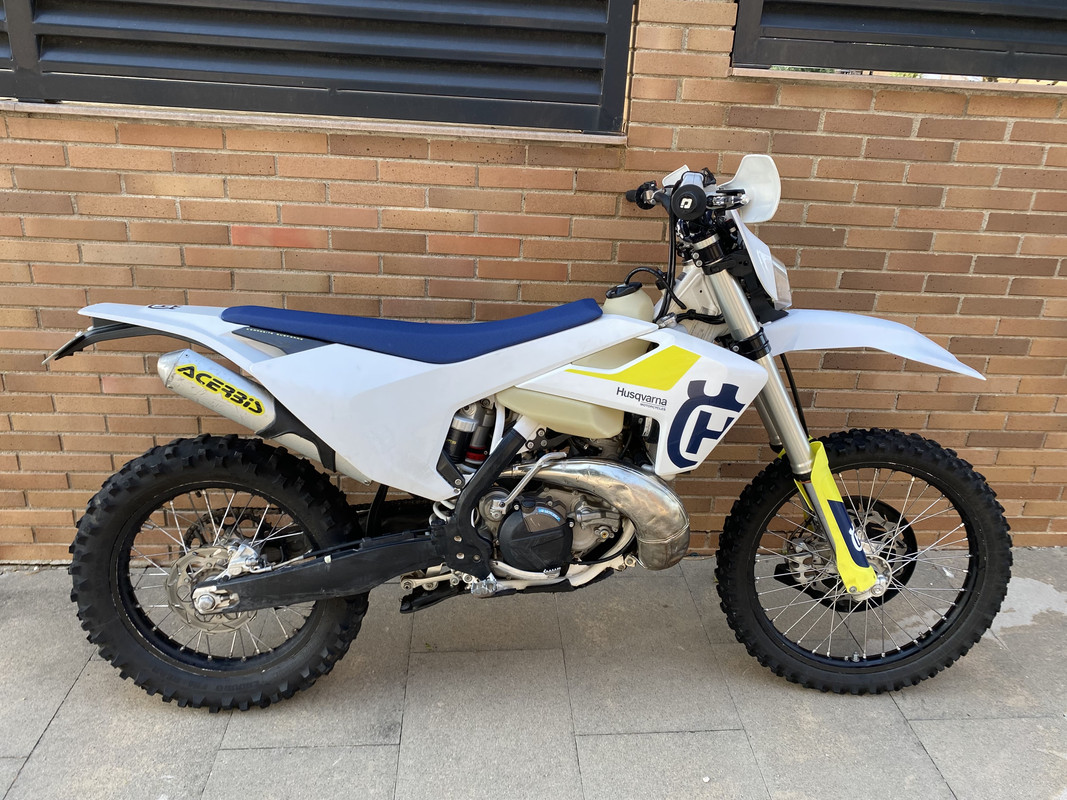 18292FD8-DDBF-4F91-A73F-B58C3597C96D - copia