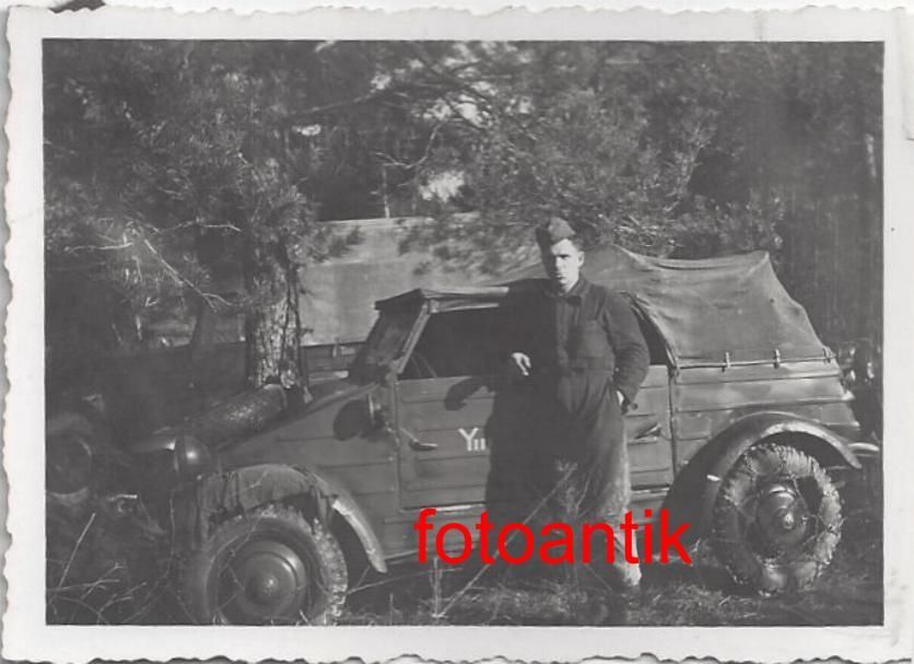 Foto 2 WK,Ostfront ,VW Kübelwagen, Soldat, Kennu