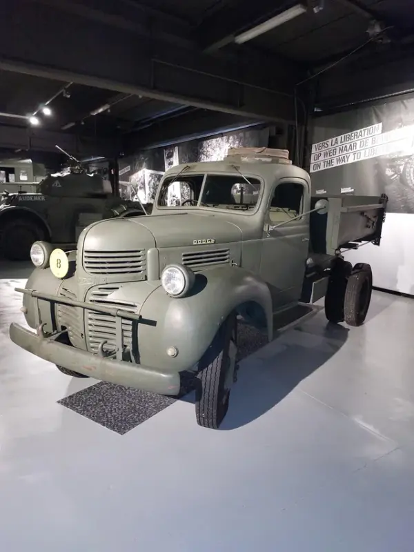 Chars et blindes dans les musees-divers - Page 22 Even-more-tanks-and-vehicles-from-the-ardennes-part-3-v0-5v9x57zi7k5c1