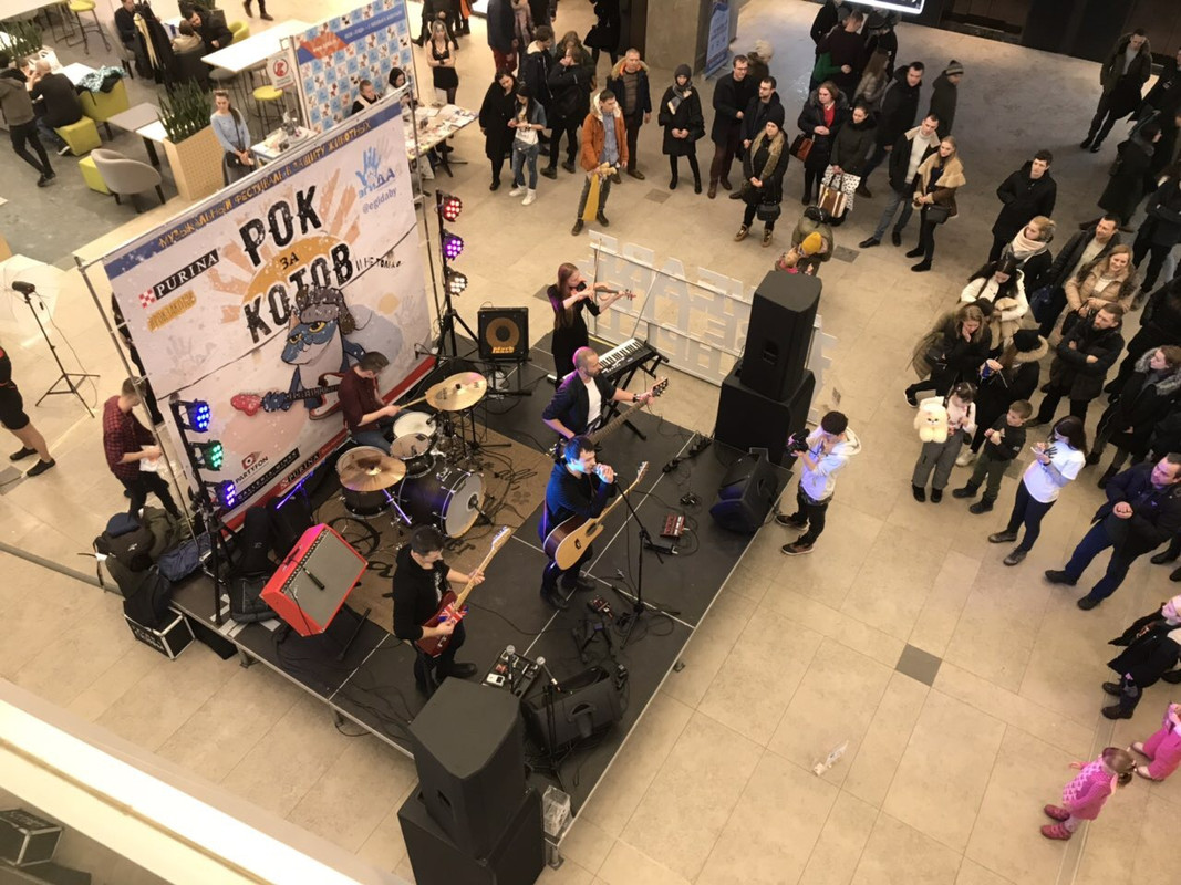 733D68CB-2F12-434A-9BD8-AD203B8B64A0