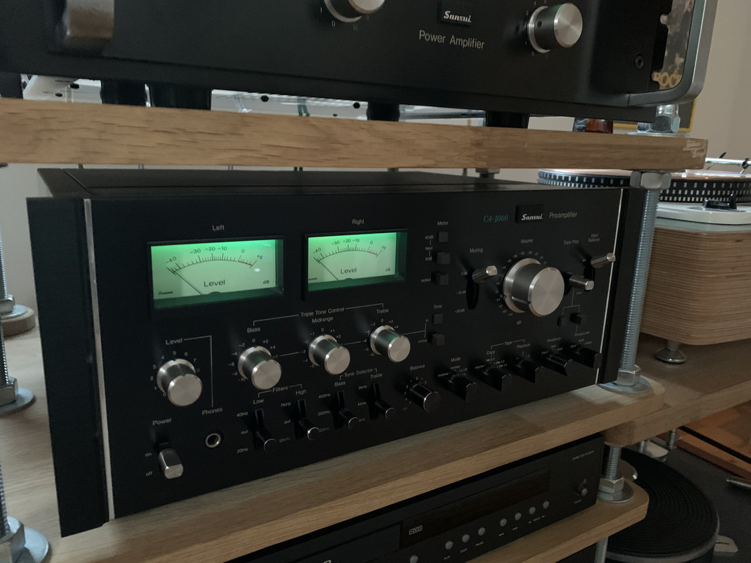 AEB58BD9-79B4-4DF3-AF69-F61687CFF953