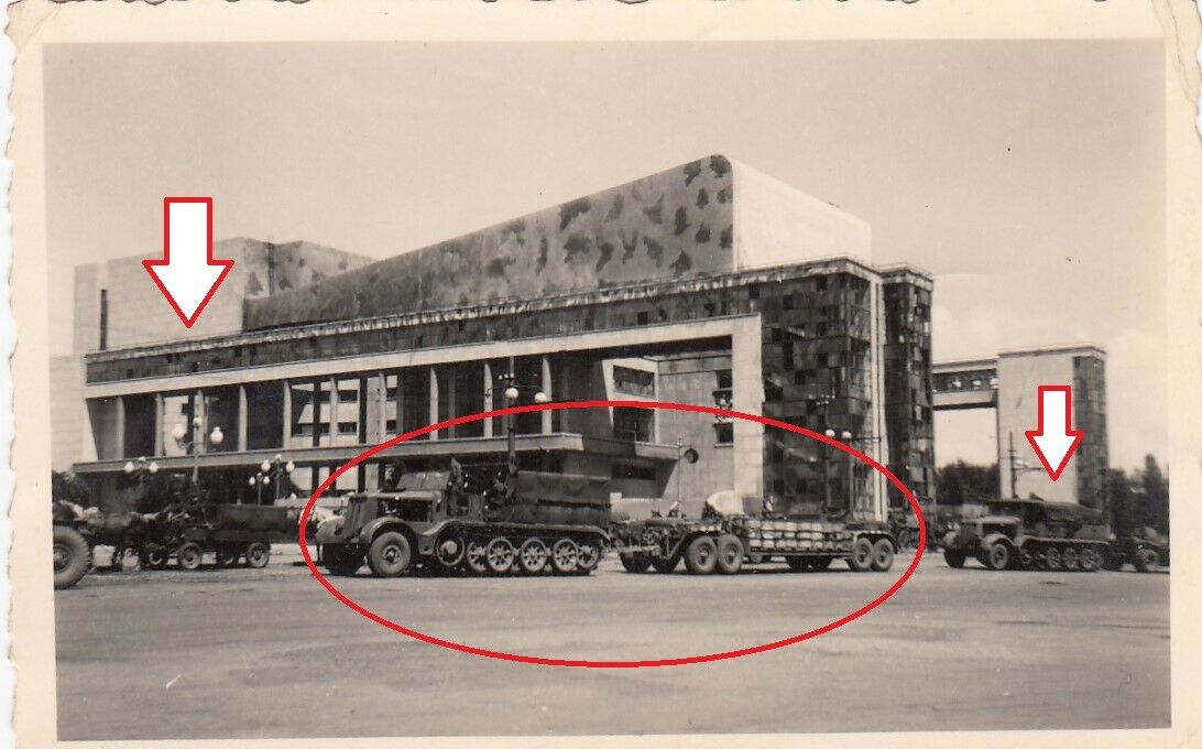 Foto Russland,Polen,schwere Halbkette   Panzer Tieflade Anhänger