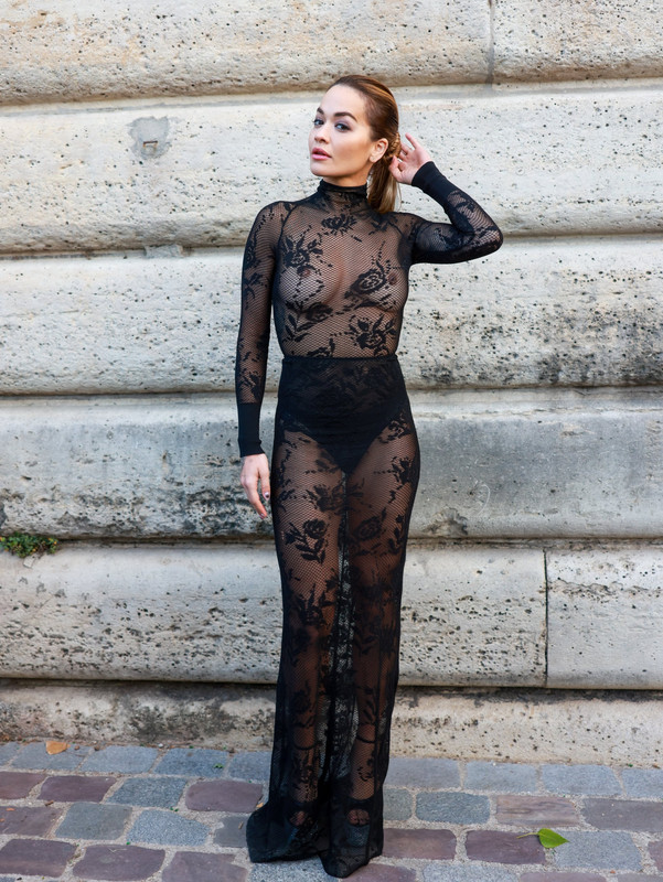 rita-ora-braless-sheer-azzedine-alaia-dress (1)
