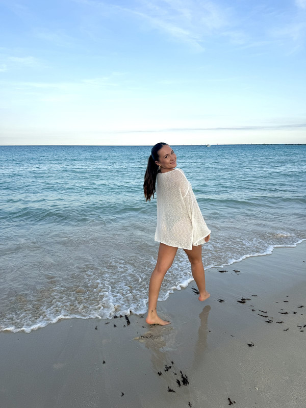 Shayna — UGC creator, Miami beach